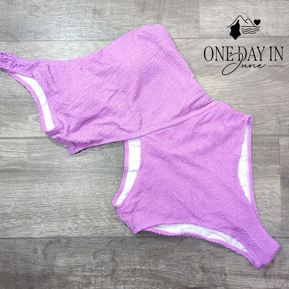 Limeeke Smocked One Shoulder One Piece Swimsuit Size M